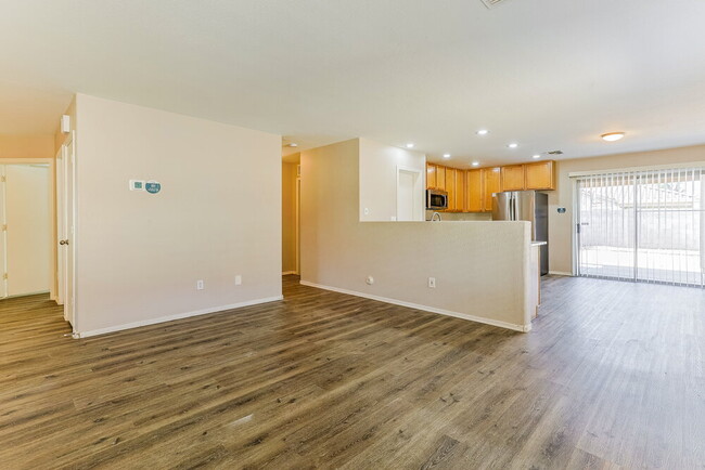 Building Photo - 5032 S 25th Ave