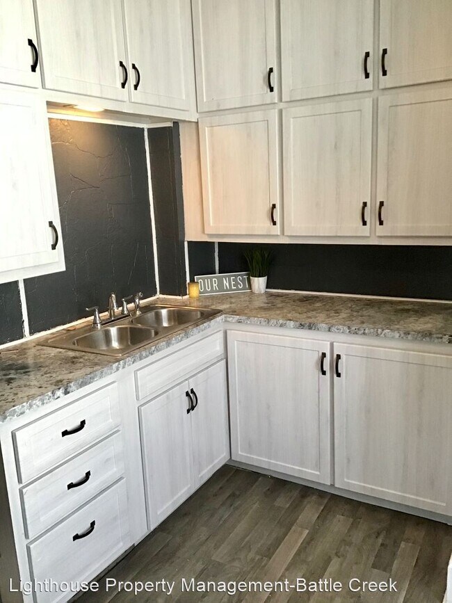 Foto del edificio - 3 br, 1 bath House - 63 Winter Street