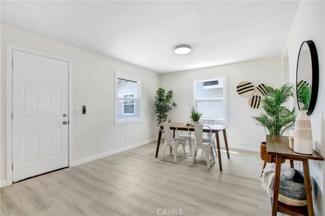 Foto del edificio - 667 N Pennsylvania Ave