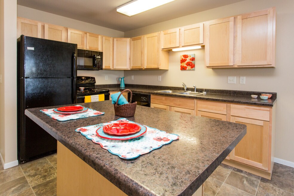 Lincoln Meadows Apartments in Dickinson, ND