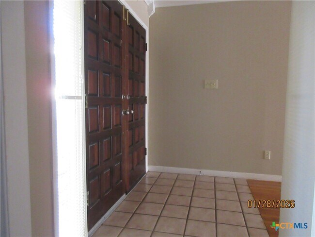 Foto del edificio - 906 Illinois Ave