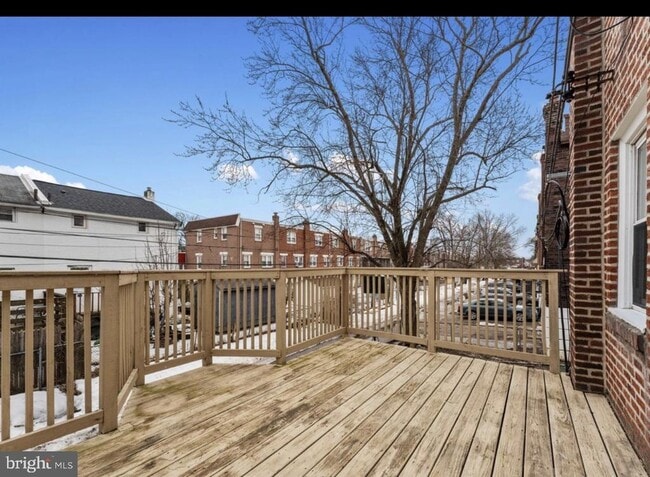 Building Photo - 622 Magnolia Ave