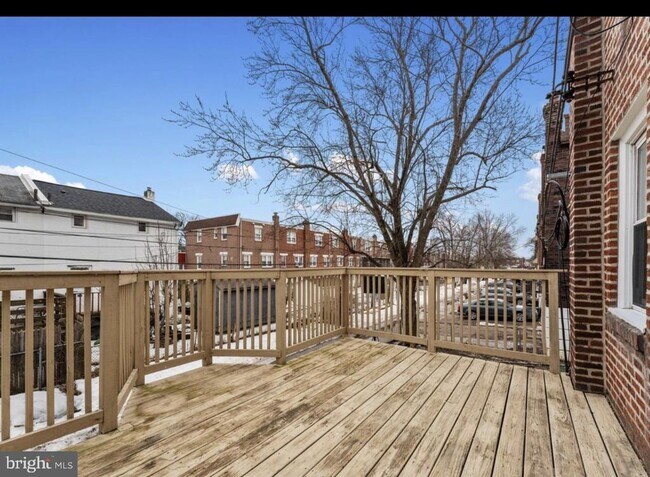 Foto del edificio - 622 Magnolia Ave