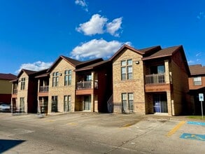 Building Photo - 1752 Tiara Trail