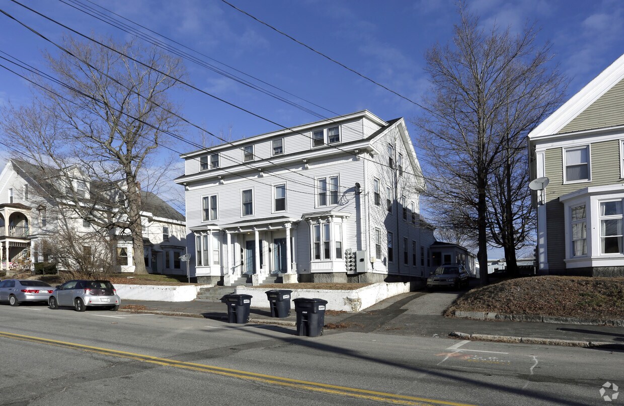 Primary Photo - 340 Main St
