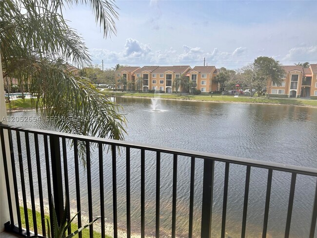 Foto del edificio - 2200 E Preserve Way