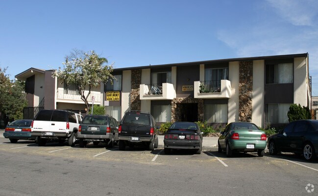 Building Photo - Waterstone Apartments