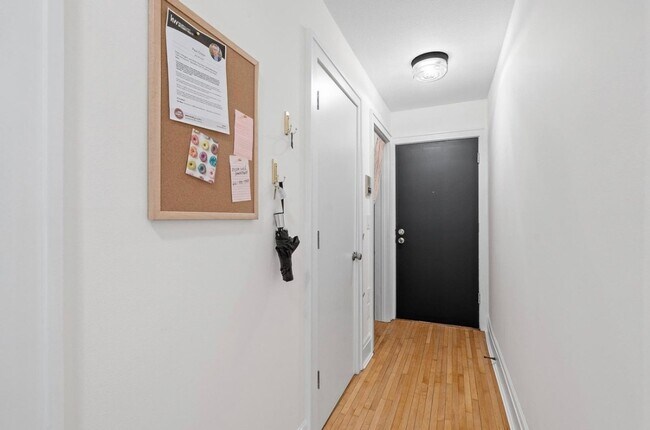 Foto del edificio - Charming 2BR Condo in Minneapolis