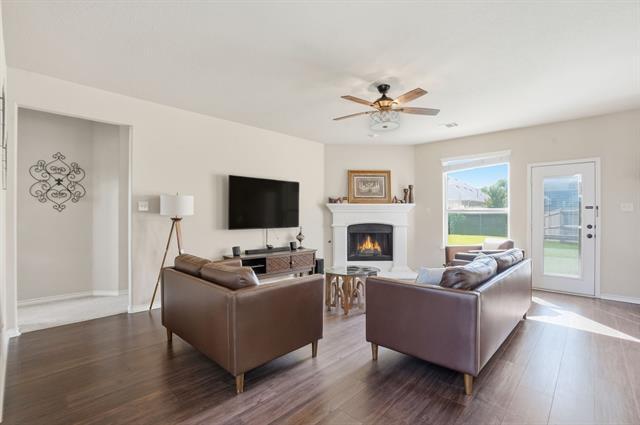 Foto del edificio - 2615 Gum Tree Trl