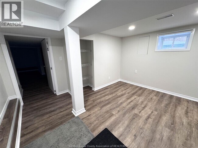 Building Photo - 1605 Dougall Ave