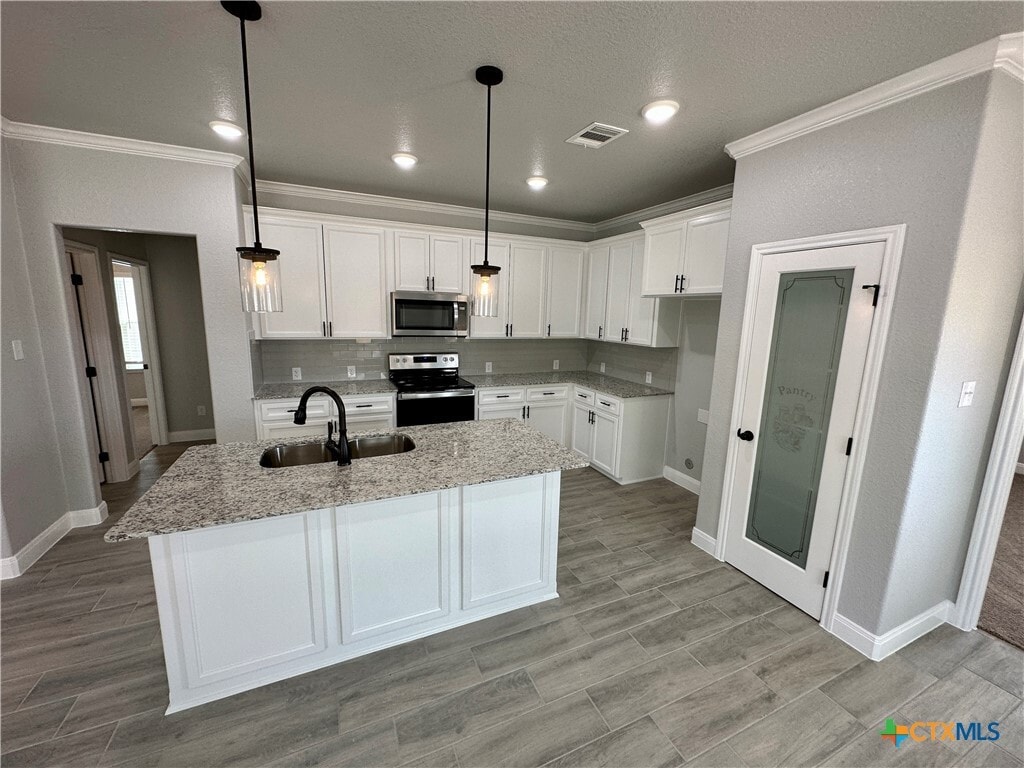Primary Photo - 1527 Sideoats Ln