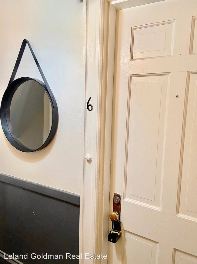 Building Photo - 1 br, 1 bath Apartment - 709 Stockley Gardens