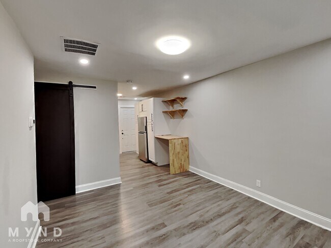 Foto del edificio - 919 Hobson St SW