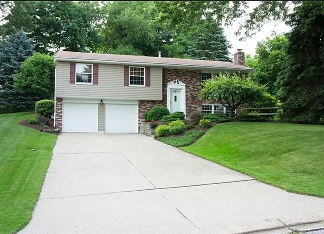 Home External - 475 Diablo Dr