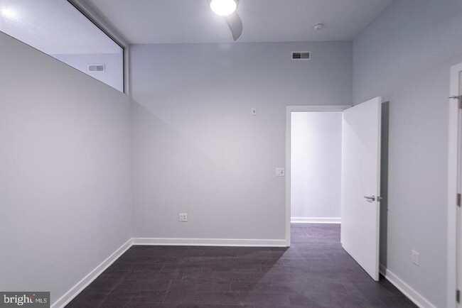 Foto del edificio - 412 S 13th St