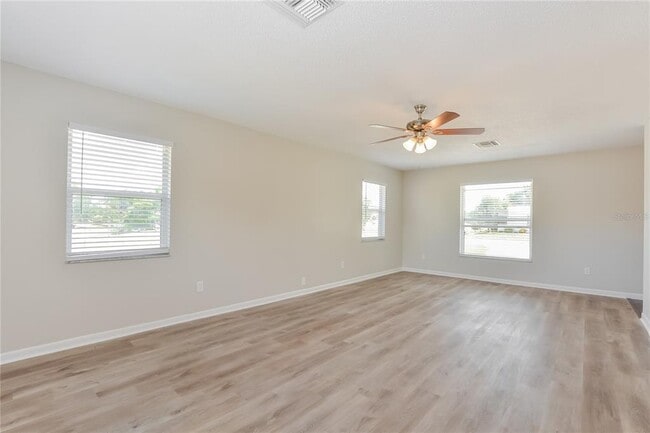 Foto del edificio - 2801 Fern Ln