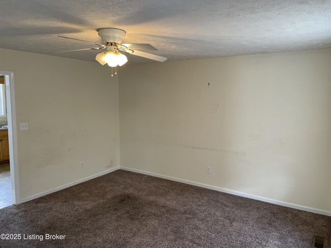 Building Photo - 3413 Blanton Ln