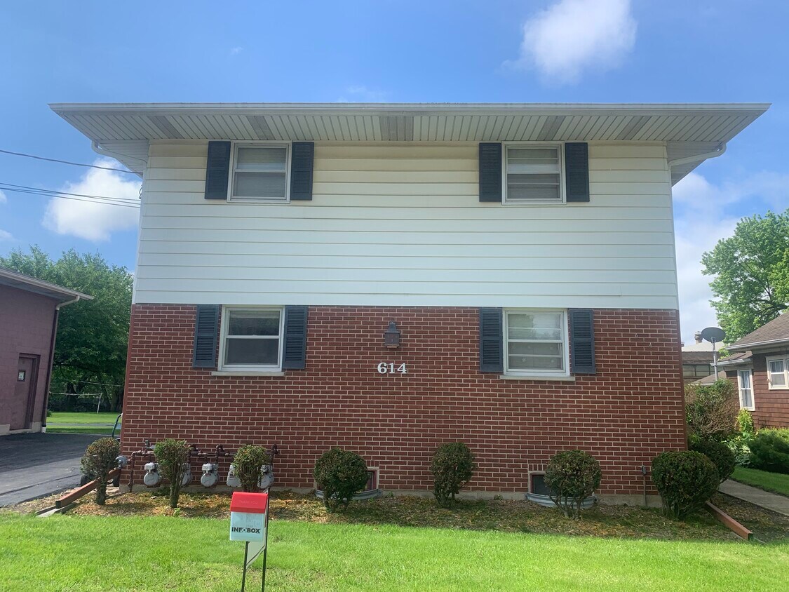 614 Kensington Pl Unit A, Aurora, IL 60506 614 Kensington Pl Aurora