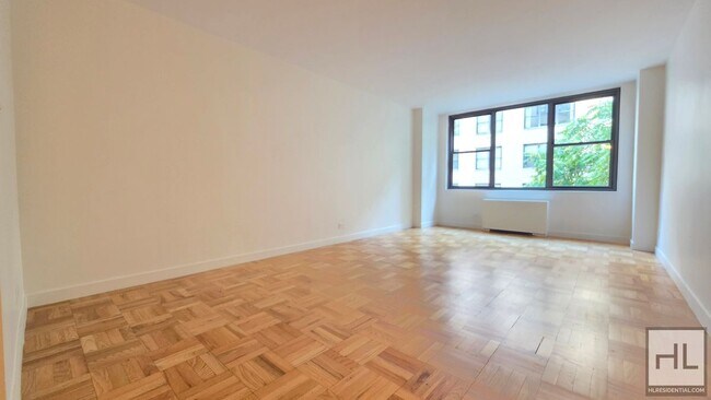 Building Photo - Midtown East 6th-Floor 1-Bedroom