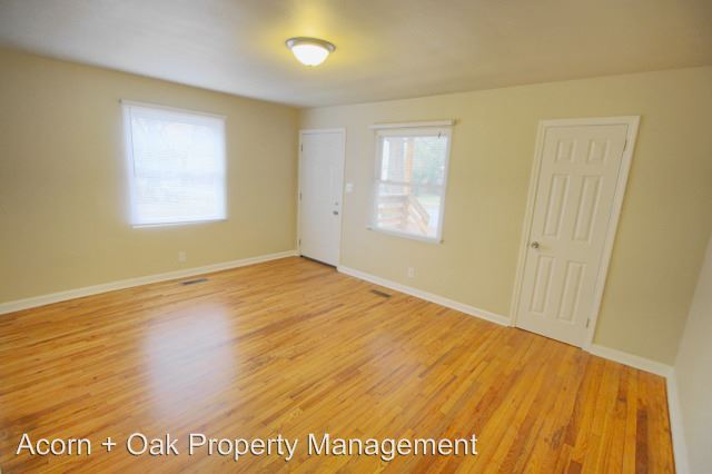 Building Photo - 813 N Buchanan Blvd