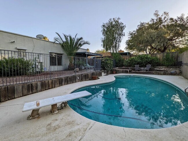 Foto del edificio - 2822 W St Tropaz Ave