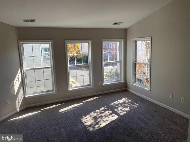 Building Photo - 8151 Quinn Terrace