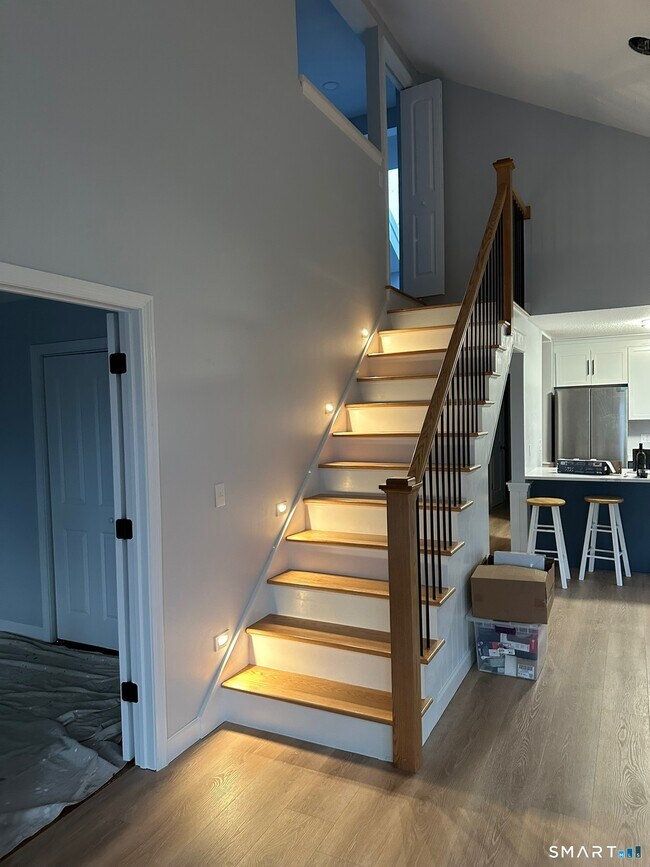 Foto del edificio - 675 Townsend Ave