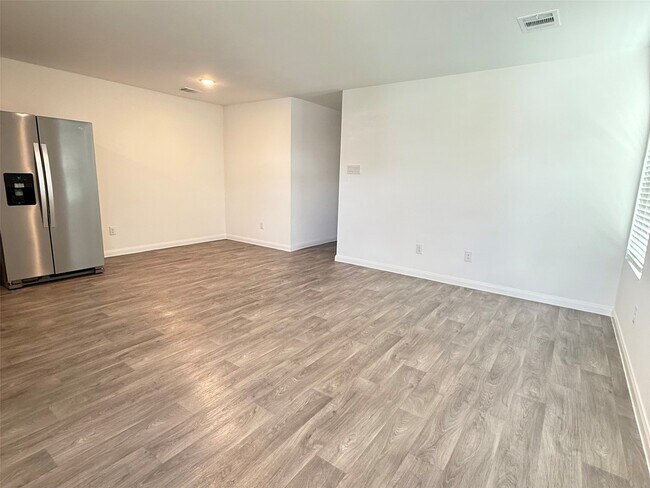 Foto del edificio - 16770 N Marie Vlg Dr