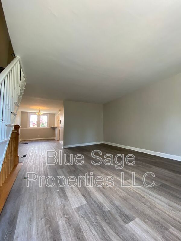 Foto del edificio - 337 N Bishop Ave