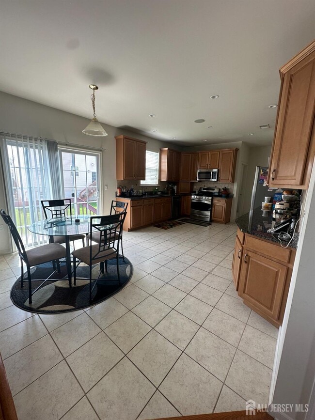 Foto del edificio - 25 Eddington Ln