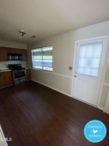 Photo - 2145 Charles St Townhome