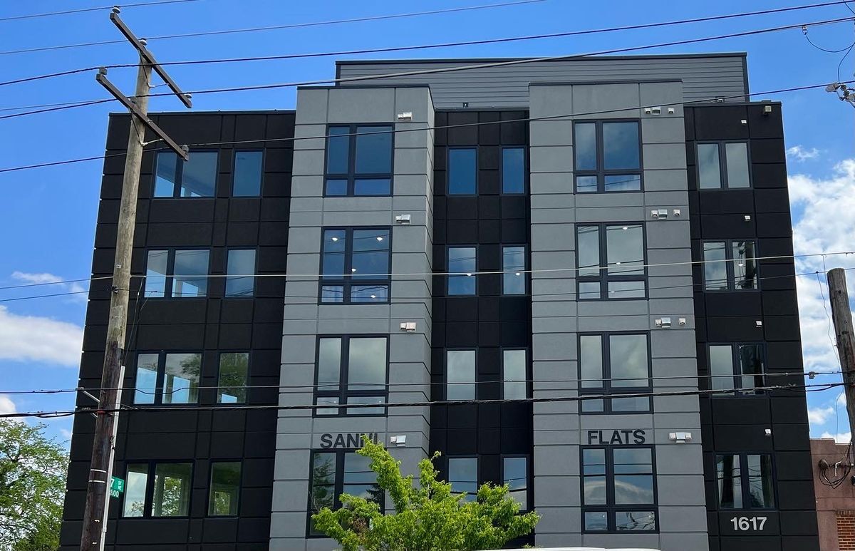 Foto principal - 1617 Rhode Island Ave NE