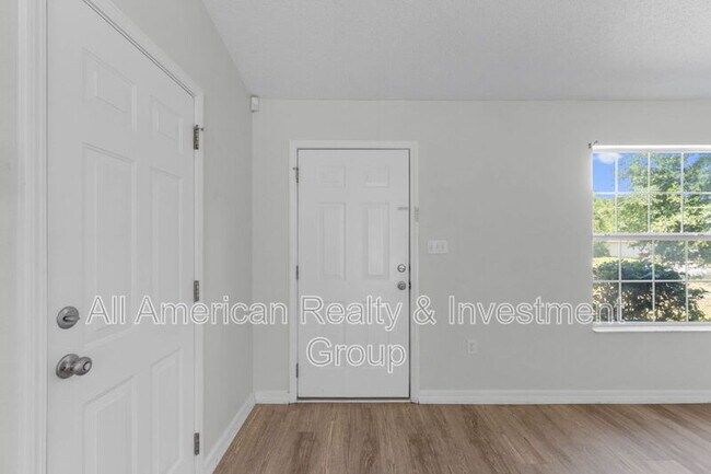 Building Photo - 147 Cabana Way