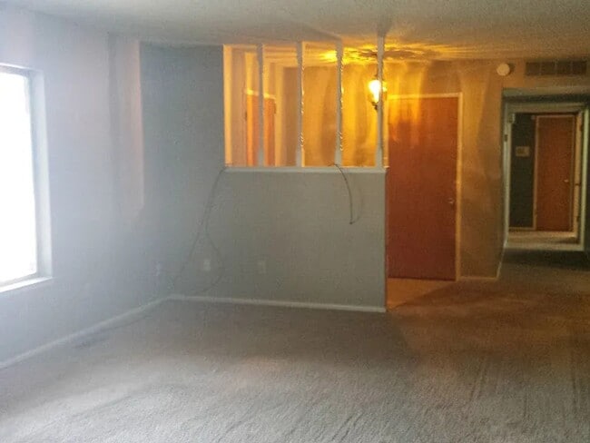 Building Photo - 3 Bedroom 2 Bath Country Home