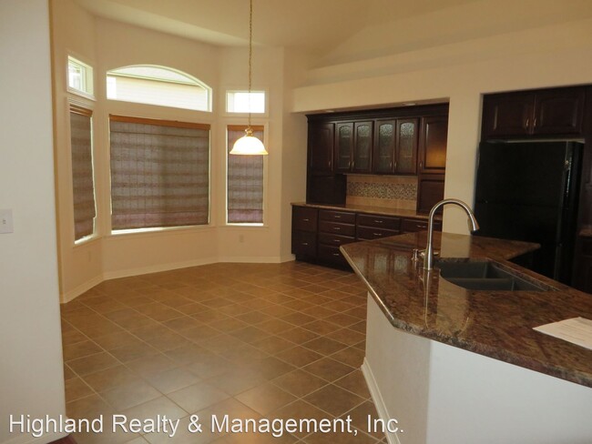 Building Photo - 4 br, 2.5 bath House - 13994 Turnberry Court