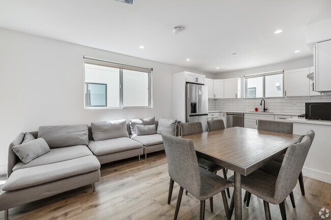 Foto del edificio - 1204 W 37th Dr