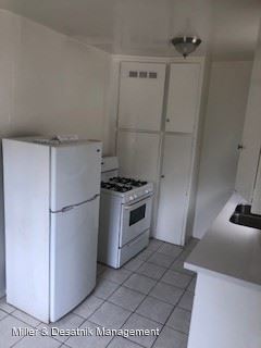 Foto del edificio - 3714-3720 Jasmine Ave