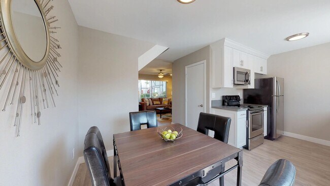 Foto del interior - Henry Square- 2 Bed Luxury Townhomes