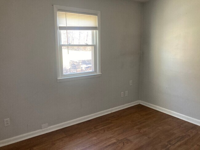 Foto del edificio - 959 Timberlake Dr