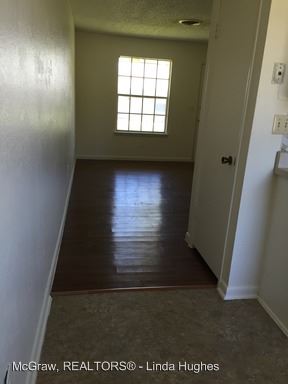 Foto del edificio - 622 N Cherokee Ave