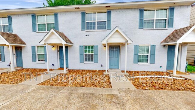 Building Photo - 2914 Prairie Flower Cir