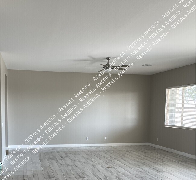 Foto del edificio - 31121 N 136th Wy