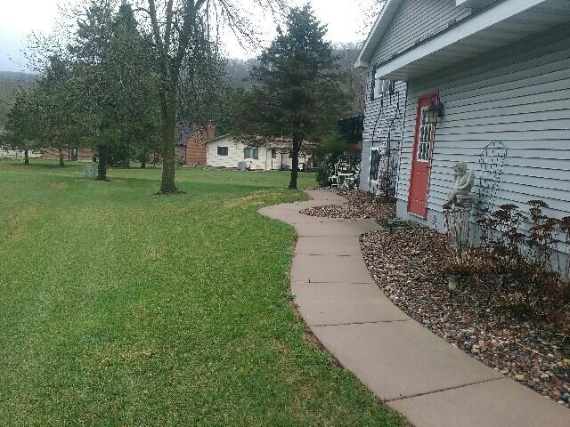 Foto del edificio - 68 Warren Ct