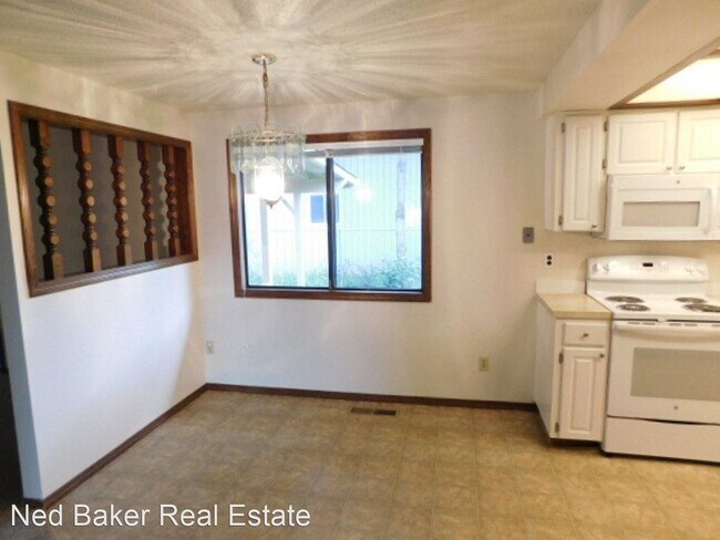 Building Photo - 3 br, 2 bath House - 4215 Snoopy Ct NE