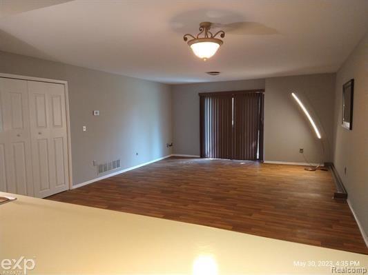 Building Photo - 29900 S Grand Oaks Dr
