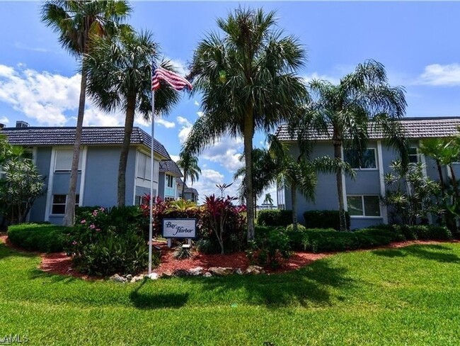 Foto del edificio - STUNNING 2/2 SEASONAL RENTAL IN KEY HARBOR