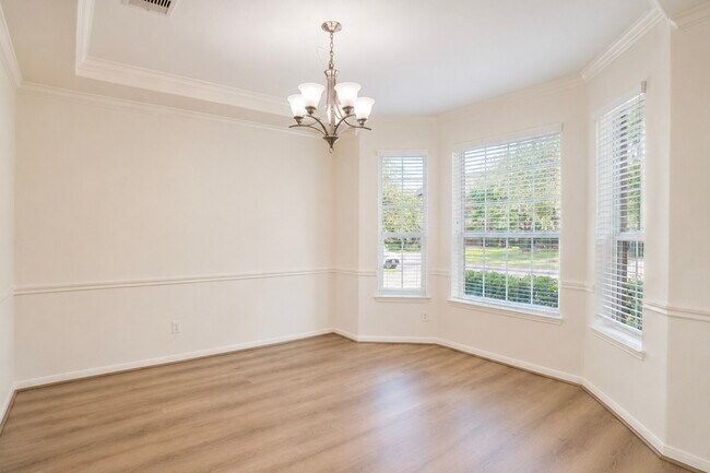 Foto del edificio - 3303 Belmont River Ln