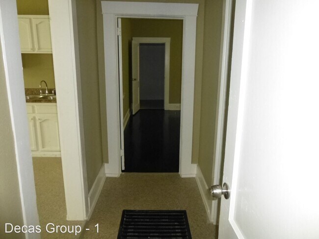 Foto del edificio - 3 br, 1 bath House - 5225 Avenue Q
