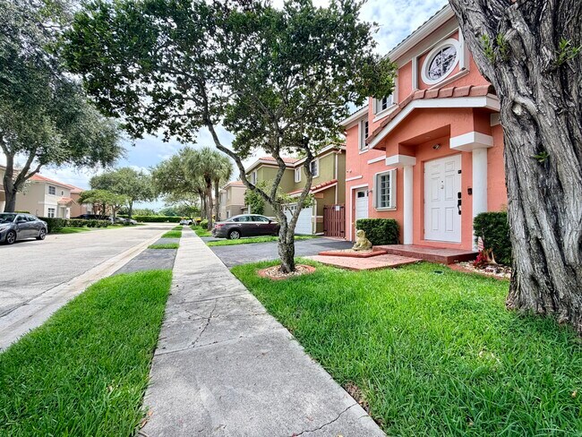 Foto del edificio - 61 NW 110th Ave