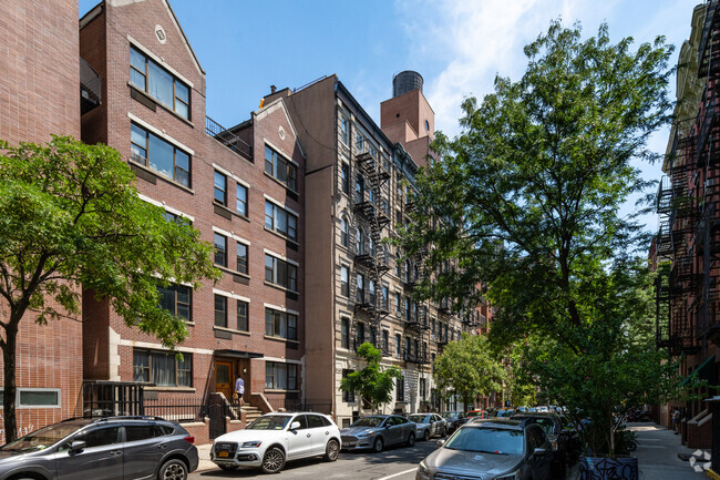 Foto del edificio - 71 E 3rd St